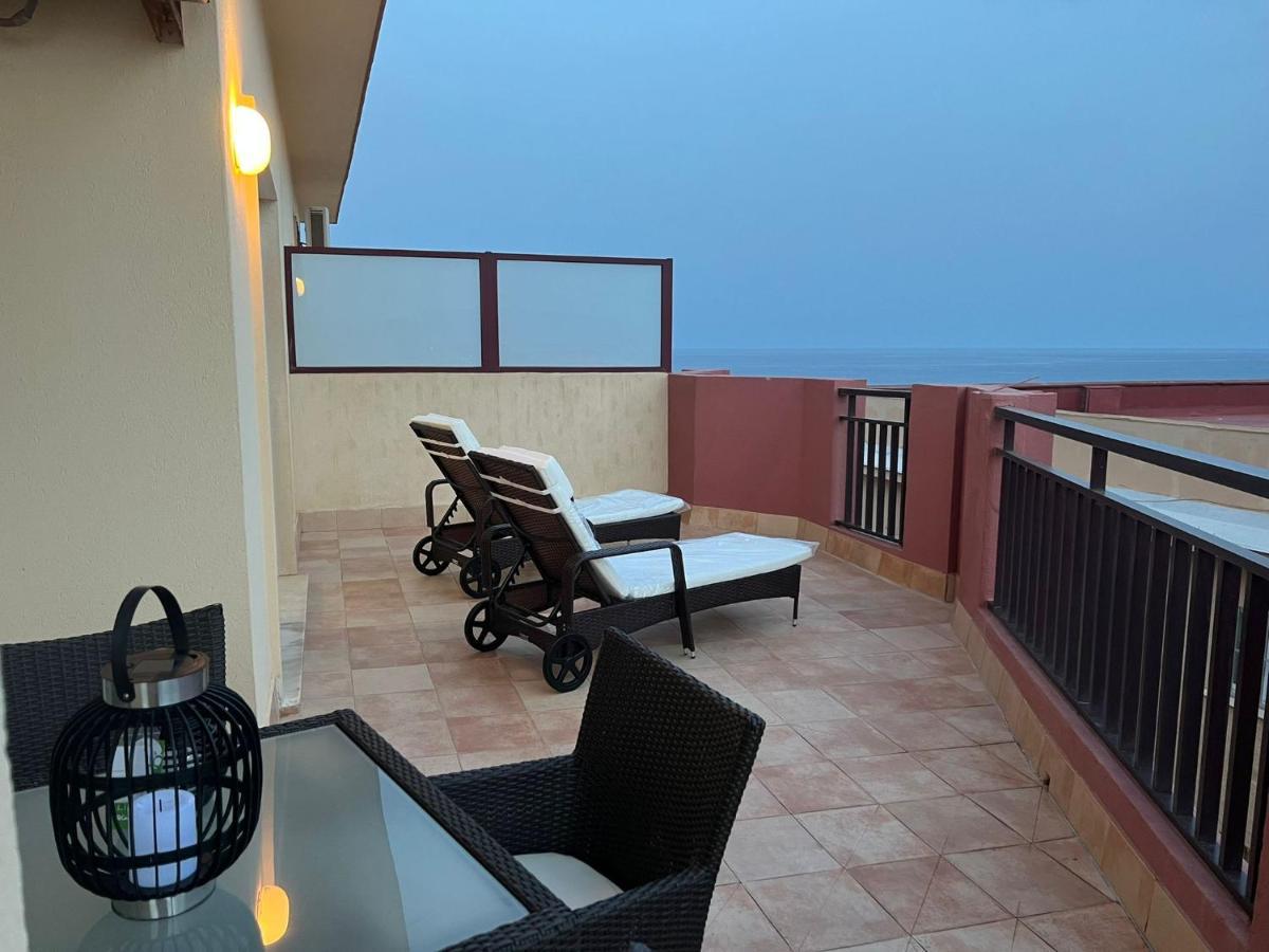 Atico En Yate Iv, Primera Linea Playa Daire Fuengirola Dış mekan fotoğraf